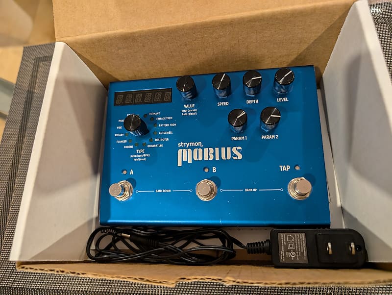 Strymon Mobius