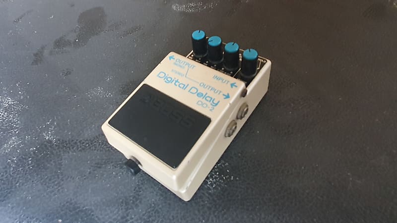 Boss DD-2