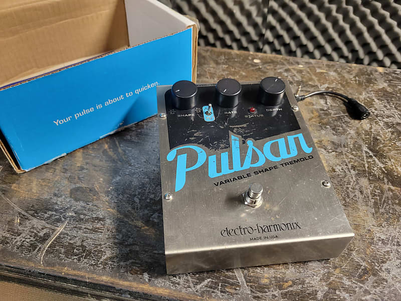 Electro-Harmonix Pulsar