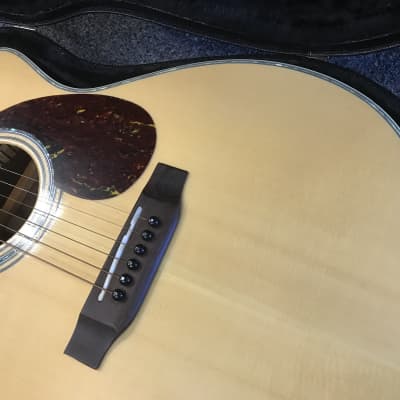 Crafter TC035 orchestra grand auditorium Acoustic electric guitar handcrafted in Korea 2001 in excellent - mint condition with hard case and key . image 5