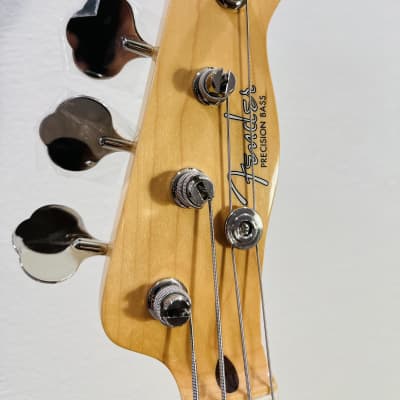 Fender MIJ Traditional '50s Precision Bass 2018 - Butterscotch Blonde image 6