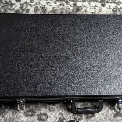 Gibraltar Bass Guitar Case New - Black image 1