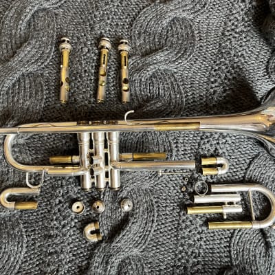 専用 King Model 2070 Legend Jazz trumpet！ King Legend Bb Trumpet Model 2070 – Park Avenue Music Center