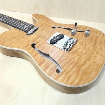 Haze Quilted Natural Semi-Hollow Body Electric Guitar Pack  HSTL 1901 2FH QN image 10