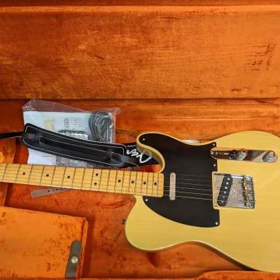 Fender American Vintage '52 Telecaster Butterscotch Blonde 2010 - 2017