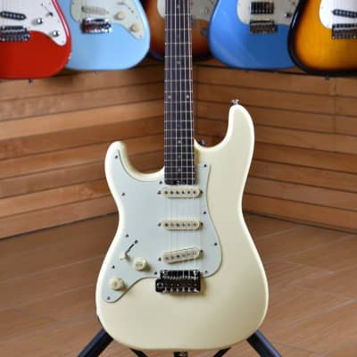Schecter Traditional Route 66 Saint Louis SSS Aged White Lefty Bild 1