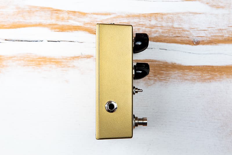 Umbrella Company Hitchhike Drive 【ツイード系】 Umbrella Company Hitchhike Drive Tweed Amp-in-a-Box | Reverb