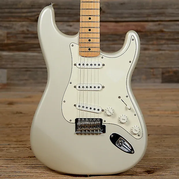 Fender 60th Anniversary Limited Standard Stratocaster 2006