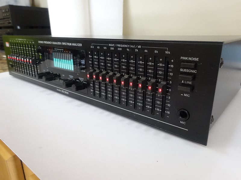 BSR EQ-3000 outlets 10 Band Home Audio Stereo Equalizer & Spectrum Analyzer w/ Manual