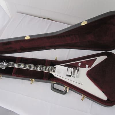 Washburn Paul Stanley Kiss Signature Flying V PSV2200WH USA Custom Shop  w/case | Reverb