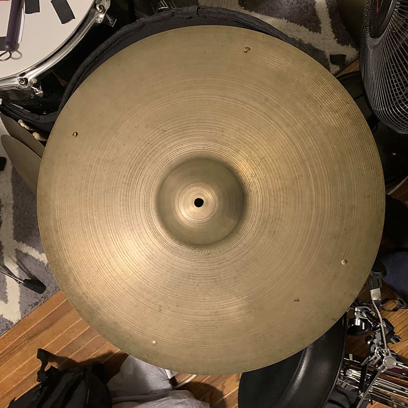 Large cymbal shop