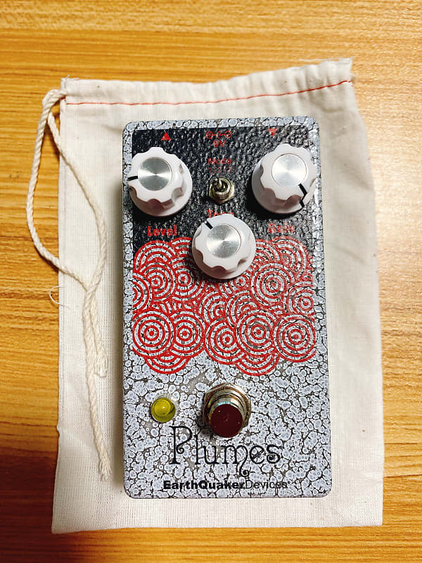 EarthQuaker Devices Plumes Small Signal Shredder