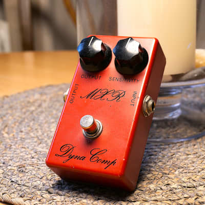 MXR Dyna Comp 1975年製 ビンテージ スクリプトロゴ MXR MX-102 Script Dyna Comp 1973 - 1975 | Reverb