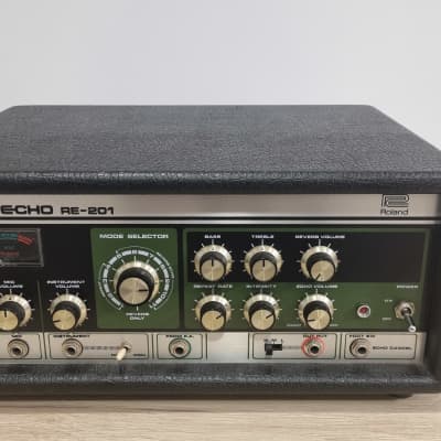 Roland RE-201 Space Echo Tape Delay / Reverb 1970s - Like new!