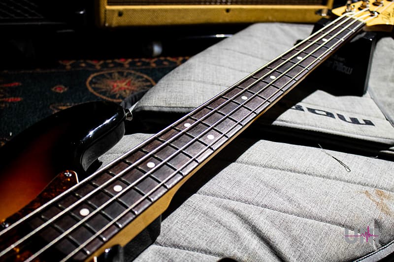新品同等 超美品 J.W Black JWB-JP-JB J.W.Black Guitars JWB-JP-JB - 3-tone Sunburst | Reverb