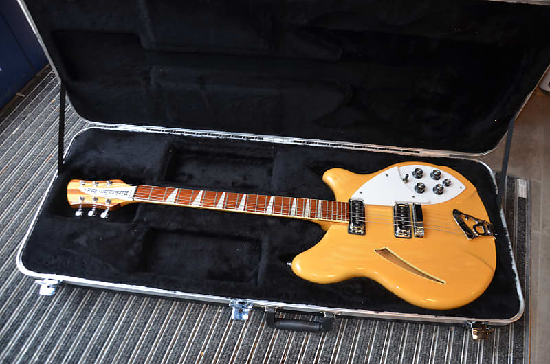 Rickenbacker 360/6 legendary Semi-Accoustic made in California/USA * sounds, plays, looks great! Comes with the original ABS hard case in excellent condition! image 1