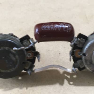 Two Rare Vintage USA 1971 Stackpole Pots 1 Meg Guitar Potentiometers Chocolate Drop Capacitor image 5
