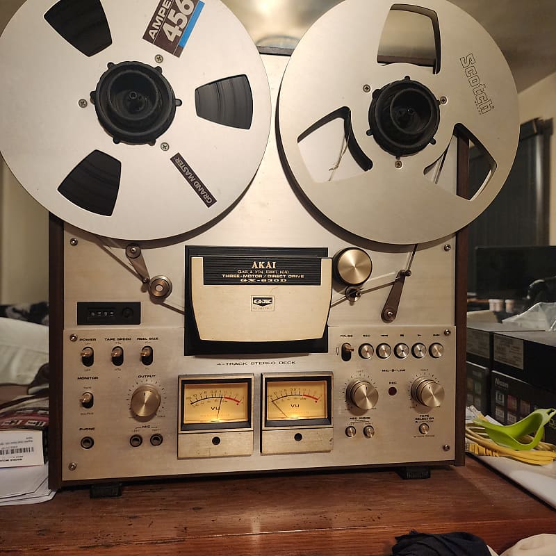 Akai GX-630D Reel to Reel tape recorder