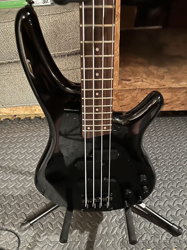 Ibanez SR400 アクティブベース Review : Ibanez SR400 Bass — That Guitar Lover