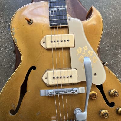 Gibson ES-295 Hollow Body Electric Guitar 1956 - All Gold image 24