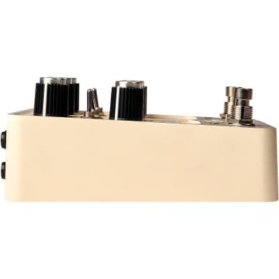 Universal Audio UAFX Astra Modulation Machine Effects Pedal Cream image 2