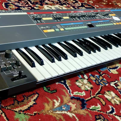 Roland Juno-106 61-Key Programmable Polyphonic Synthesizer 1984 - 1985 (Serviced / Warranty) image 2