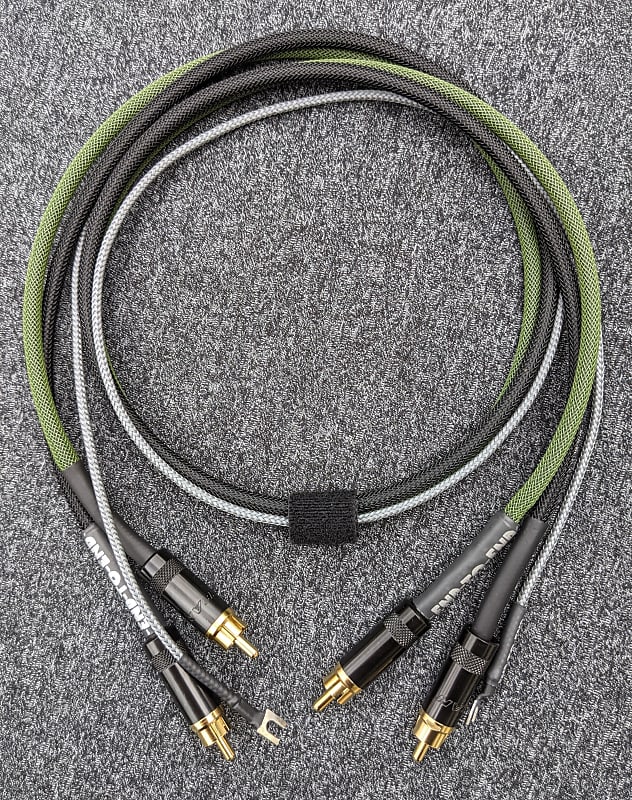Turntable Cable RCA to RCA with Ground Lugs