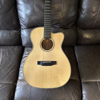 Pre-Owned Martin OMC-1E Acoustic Electric