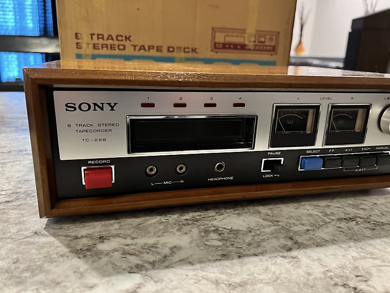 Vintage BSR Precision Gran Prix Solid State 8-Track/AM/FM