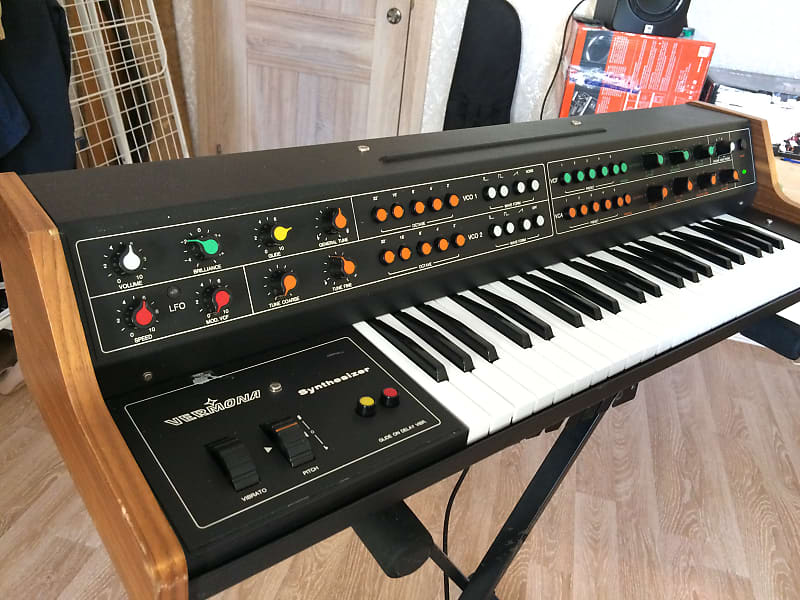 Vermona Synthesizer - Analog keyboard from Eastern Germany (DDR) image 1