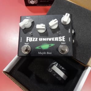 Majik Box エフェクター　FUZZ UNIVERSE FU-2 Majik Box Paul Gilbert Fuzz Universe Pedal Review - Premier