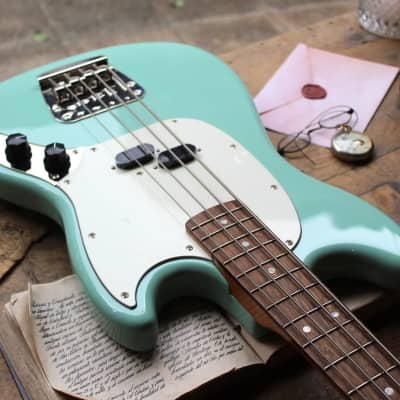 SQUIER Classic Vibe '60s Mustang Bass Surf Green, 3, 70 KG imagen 3