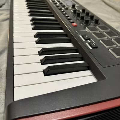 Novation Impulse 49 MIDI Keyboard Controller 2011 - Present - Gray