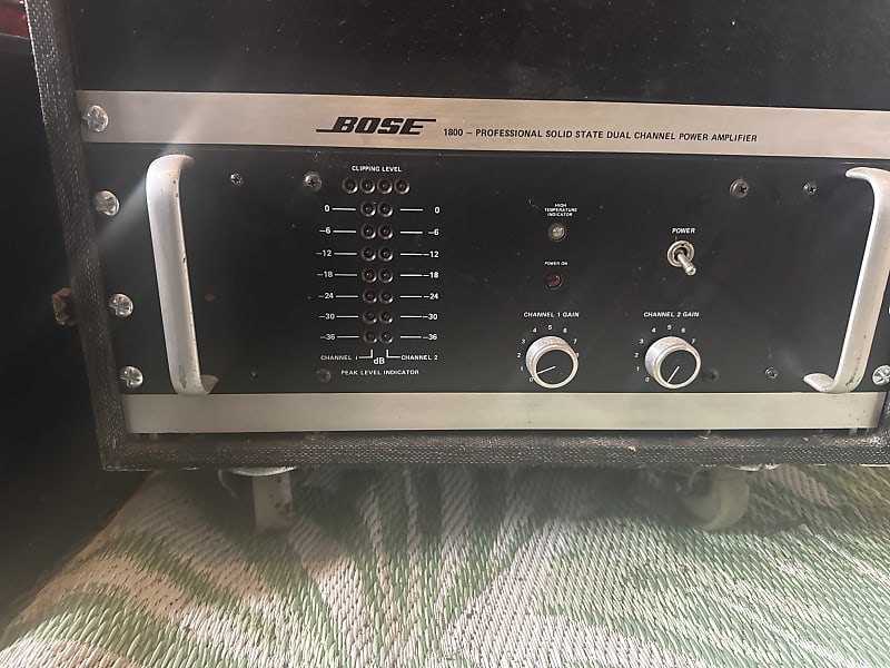 Bose 1800 professional solid state dual channel power Reverb UK