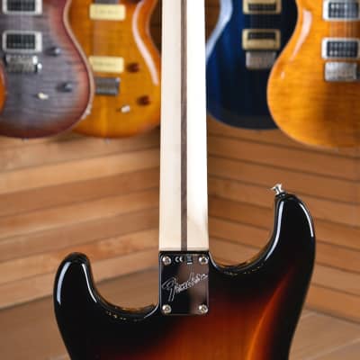 Fender American Performer Stratocaster HSS Rosewood Fingerboard 3 Tone Sunburst image 9