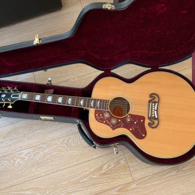 2010 Gibson Custom Shop SJ-200 5 STAR QUILT Maple Left lefty WOHC image 1