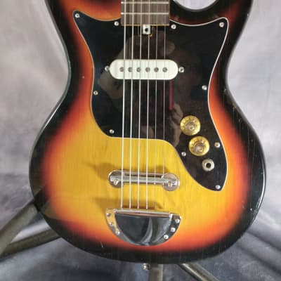 Bruno & Sons Inc. Vintage 1960s "Conqueror" Solid Body Electric Guitar, Made in Japan. image 2