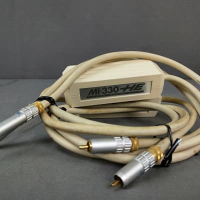 MIT MI-330HE SERIES TWO 1m pair RCA cable In VG Condition image 3
