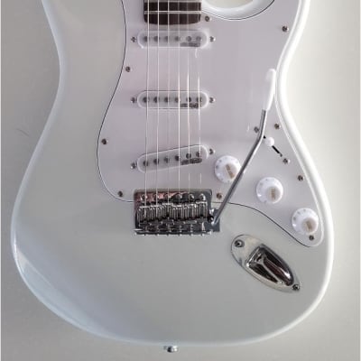 Vintage V6JM " Filmore Jimi Hendrix Model 2020 White image 1