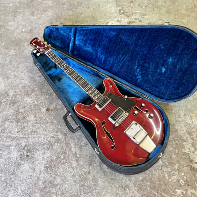 Yamaha AE-11 Natural Jazz Box Guitar Vintage 1967 w/Original Hard 