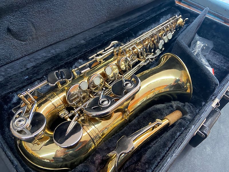 Used Vito Alto Sax Reverb