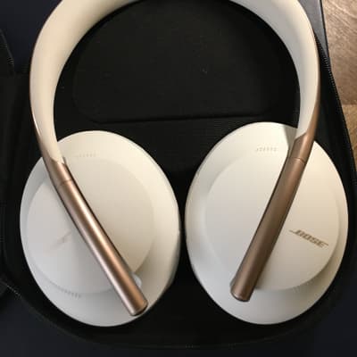 *Limited Edition* Bose NC700 Wireless Noise Cancelling Headphones LIKE NEW with Case BOSE HEADPHONES image 2