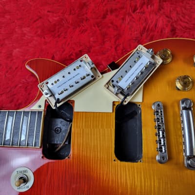 Aria ProⅡ  Leopard Model LSー800 1980年 Aria Pro II LS-800VD Leopard Brown Sunburst 1980 – Topshelf