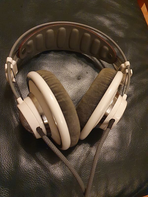 AKG K701 Open-Back Studio Reference Headphones 2010s - Black image 1