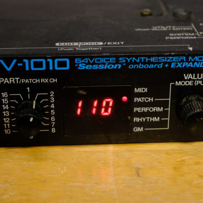 Roland JV-1010 - Fully Tested