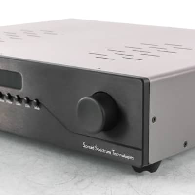 Spread Spectrum Technology Thoebe II Stereo Preamplifier; MM Phono; DAC; Remote image 3