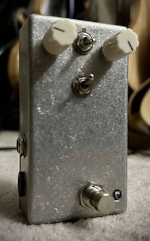 EarthQuaker Devices the depths