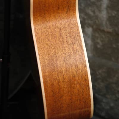 Lowden O-22 Original Series Cedar/Mahogany Acoustic Guitar image 9