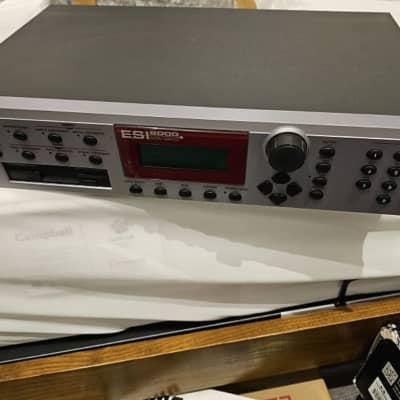 E-MU Systems ESI 2000 Rackmount 64-Voice Digital Sampler 1999 - Grey