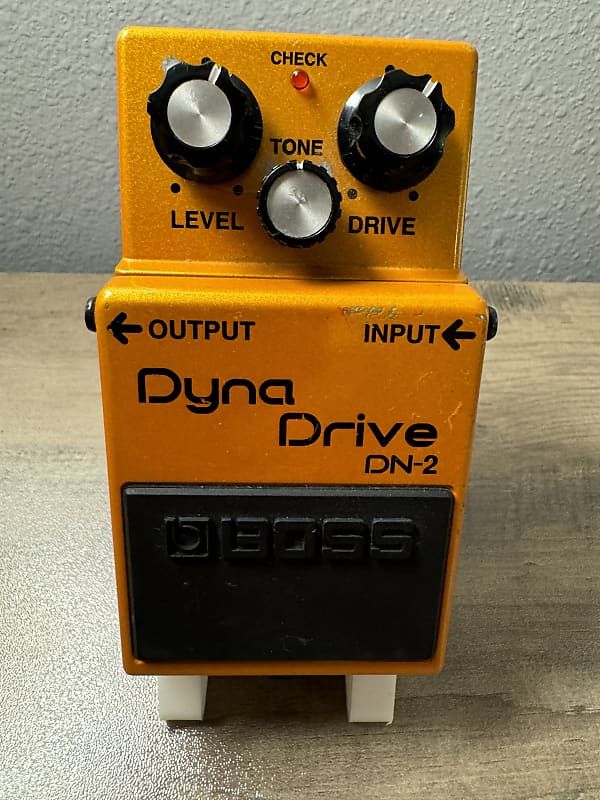 Boss DN-2 Dyna Drive
